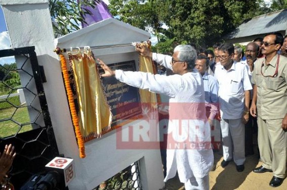 Tripura CM unveils memorial in memory of 12 farmers